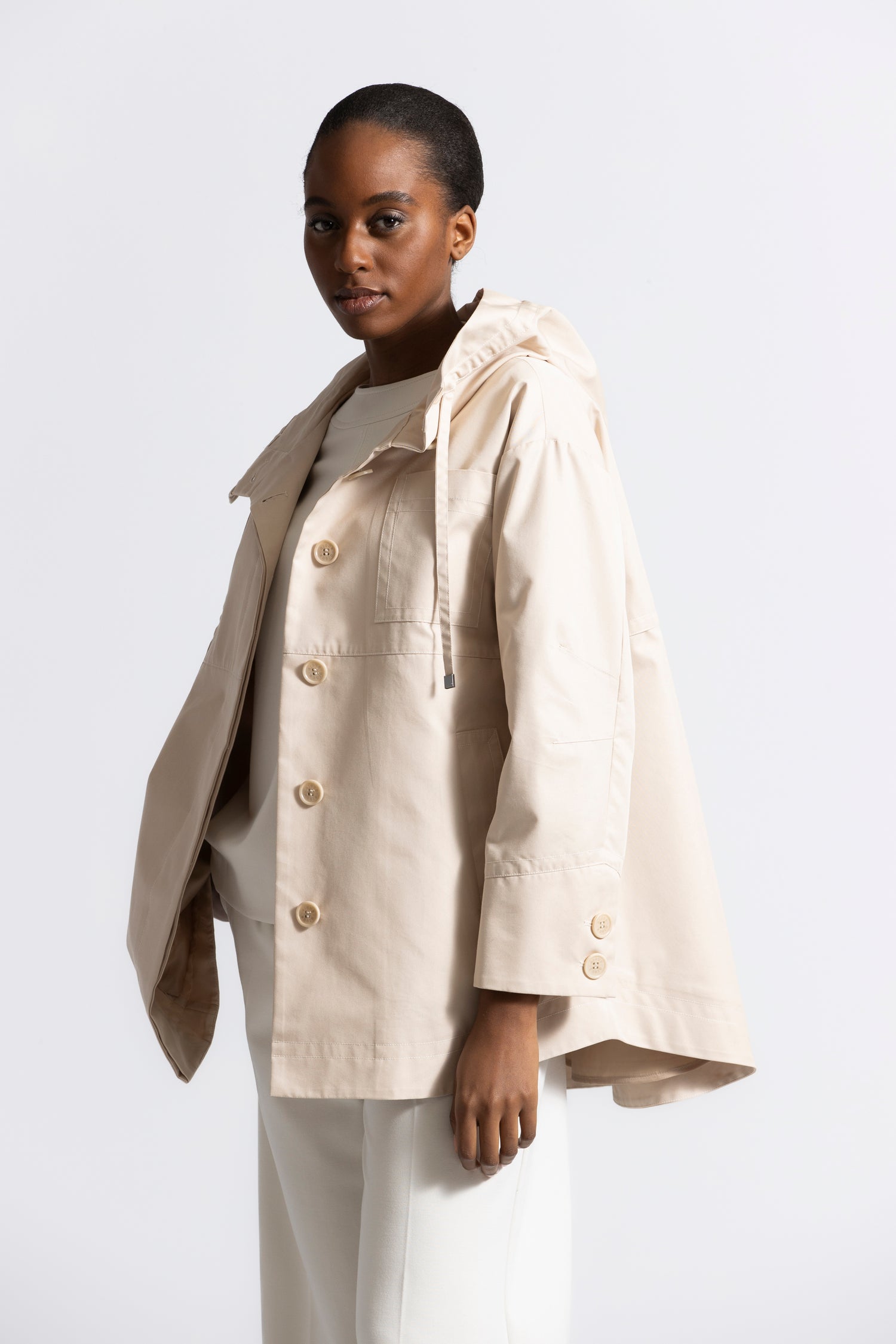 Betsy beige coat