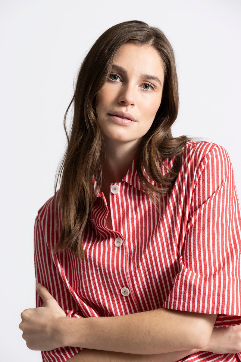 Hortis red-white blouse