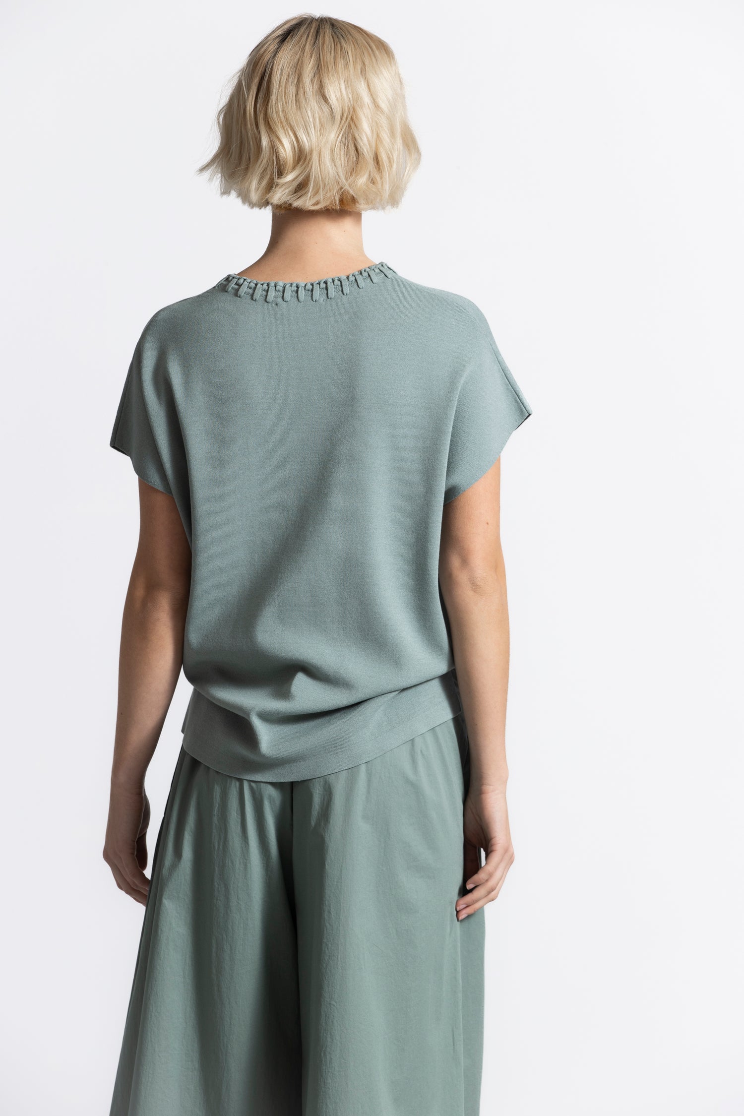 Leger green top