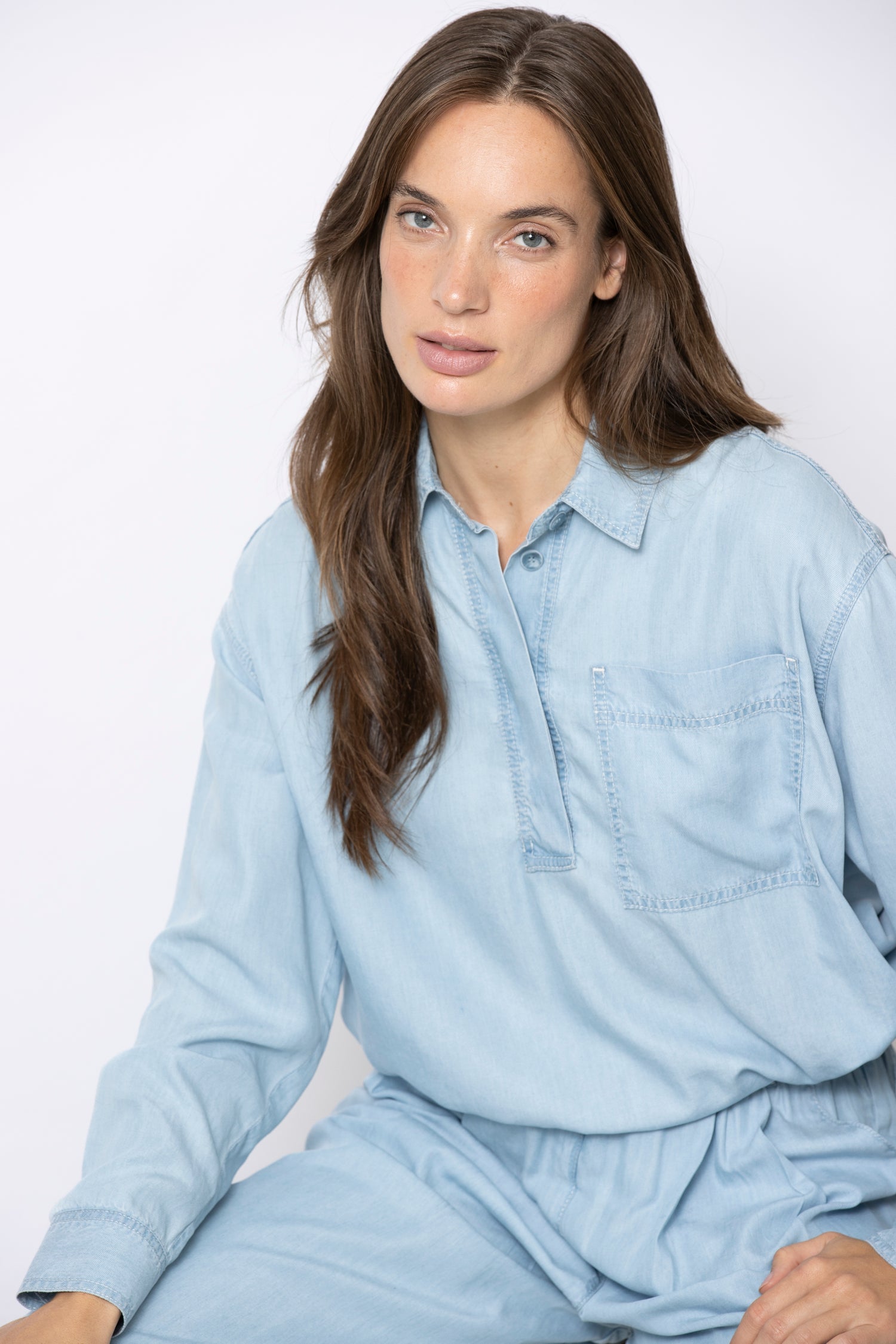 HOOVER babyblauw hemd