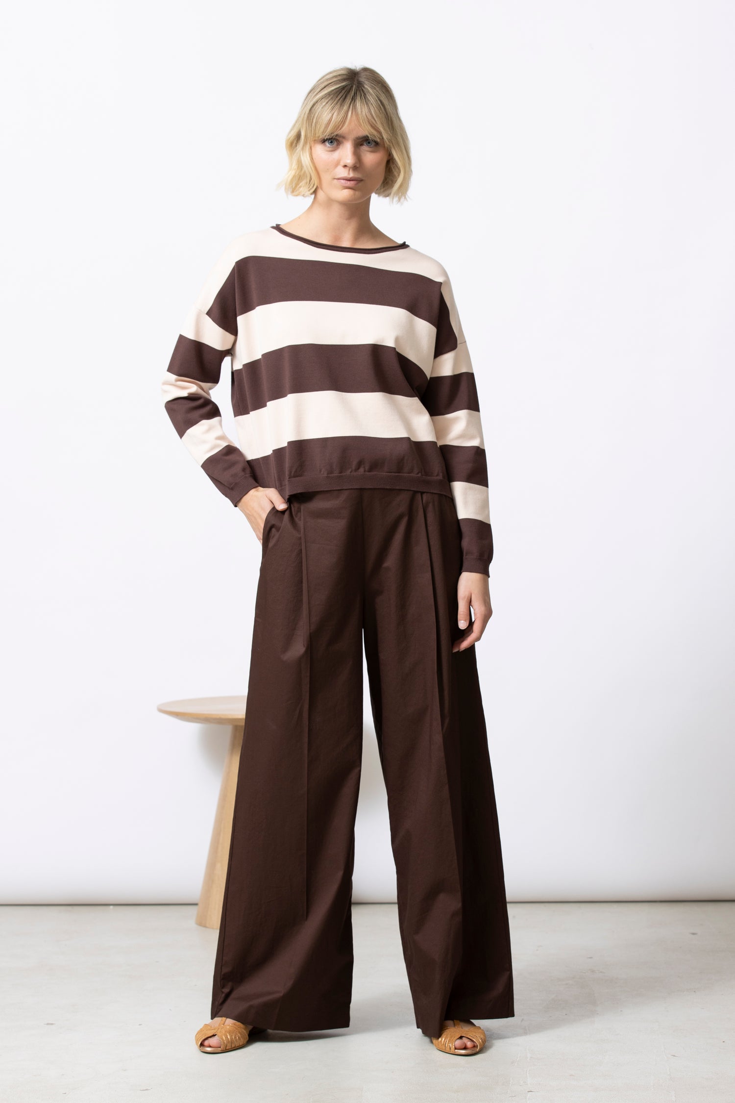 LAURI  bruine gestreepte trui