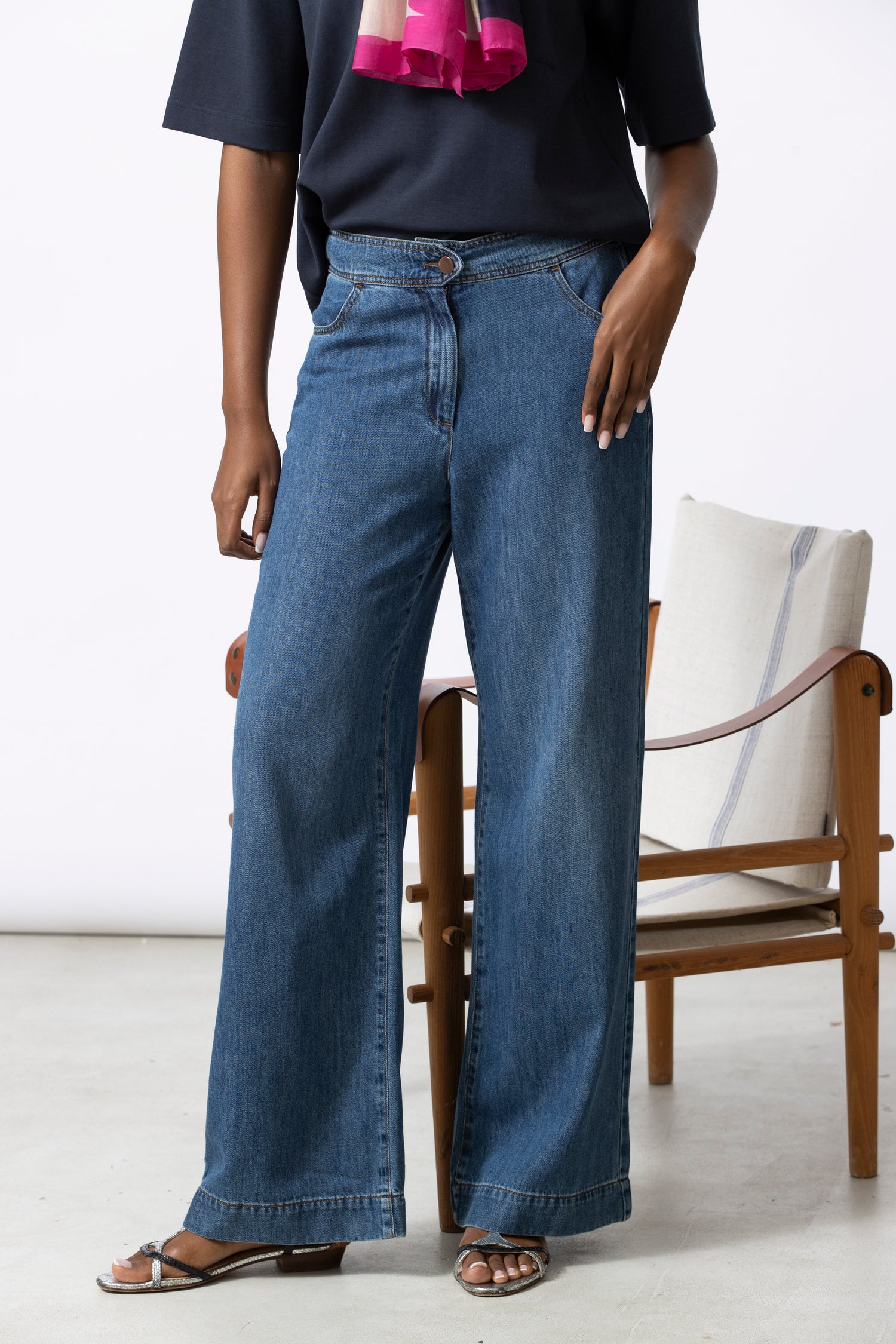 RICHARD Dark Blue Jeans