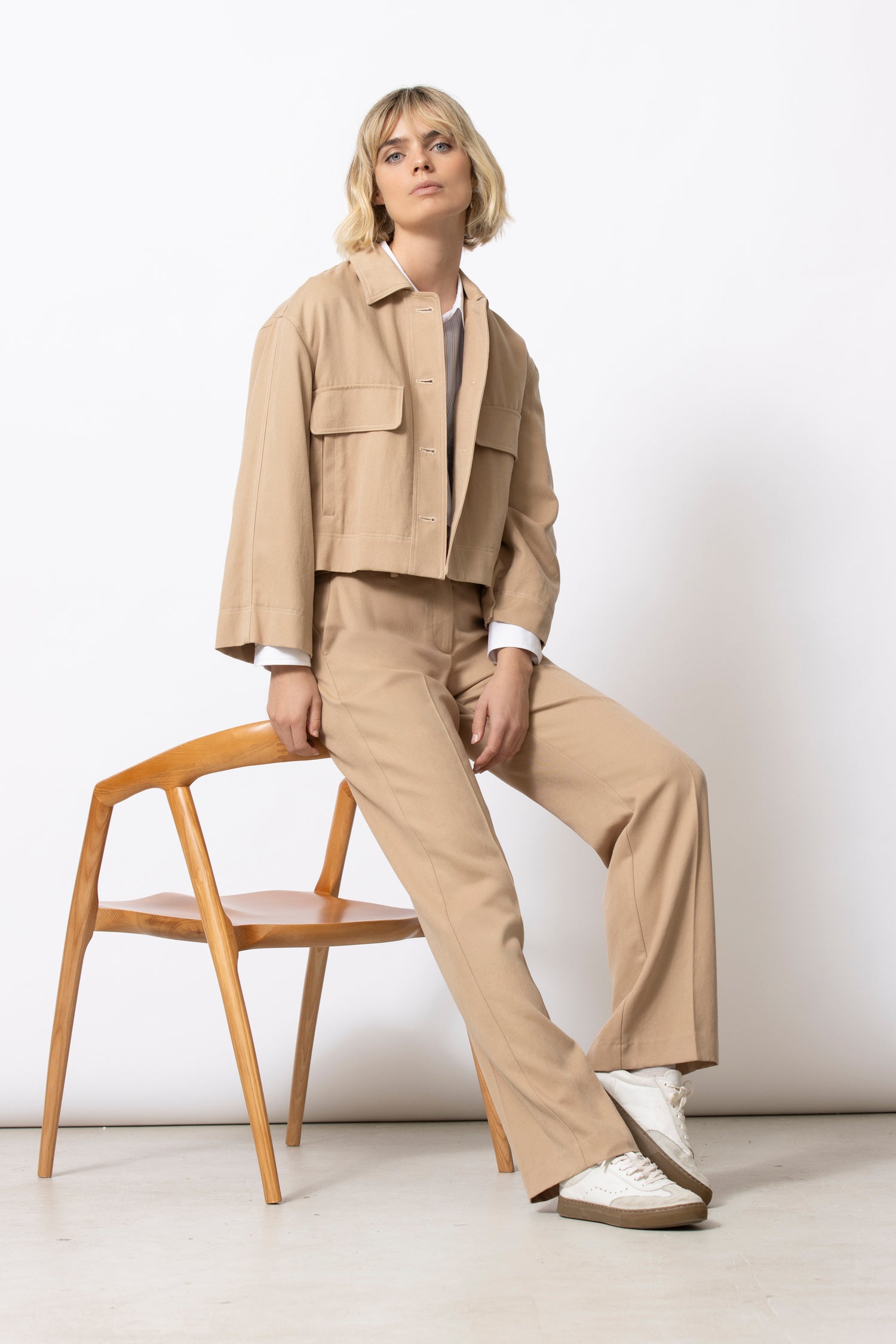 ROLADO beige broek