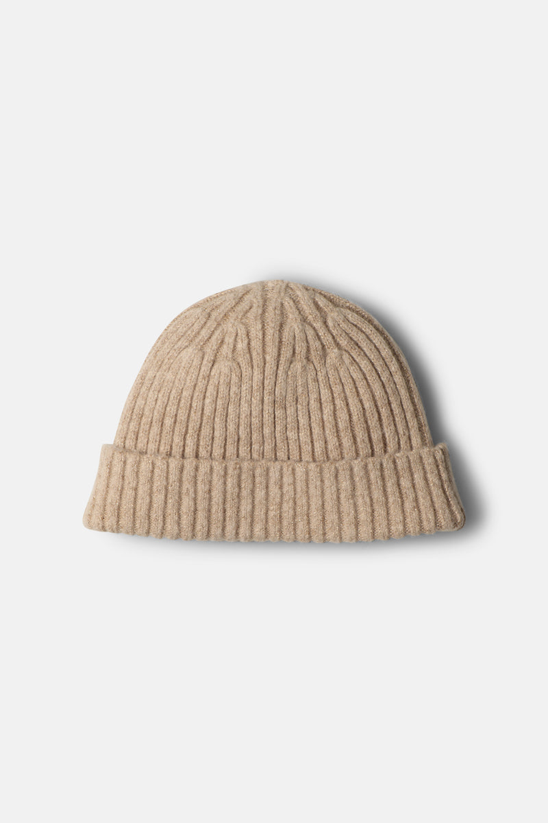 BONET P26 Beige knitted hat