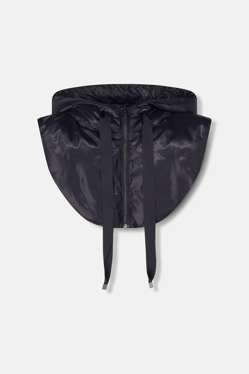 CAP Navy quilted hood.