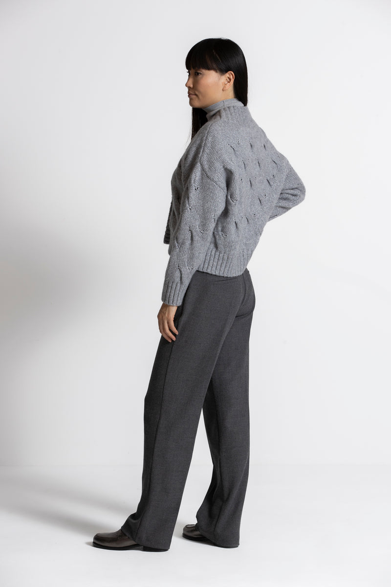 FILE Grey knitted cardigan