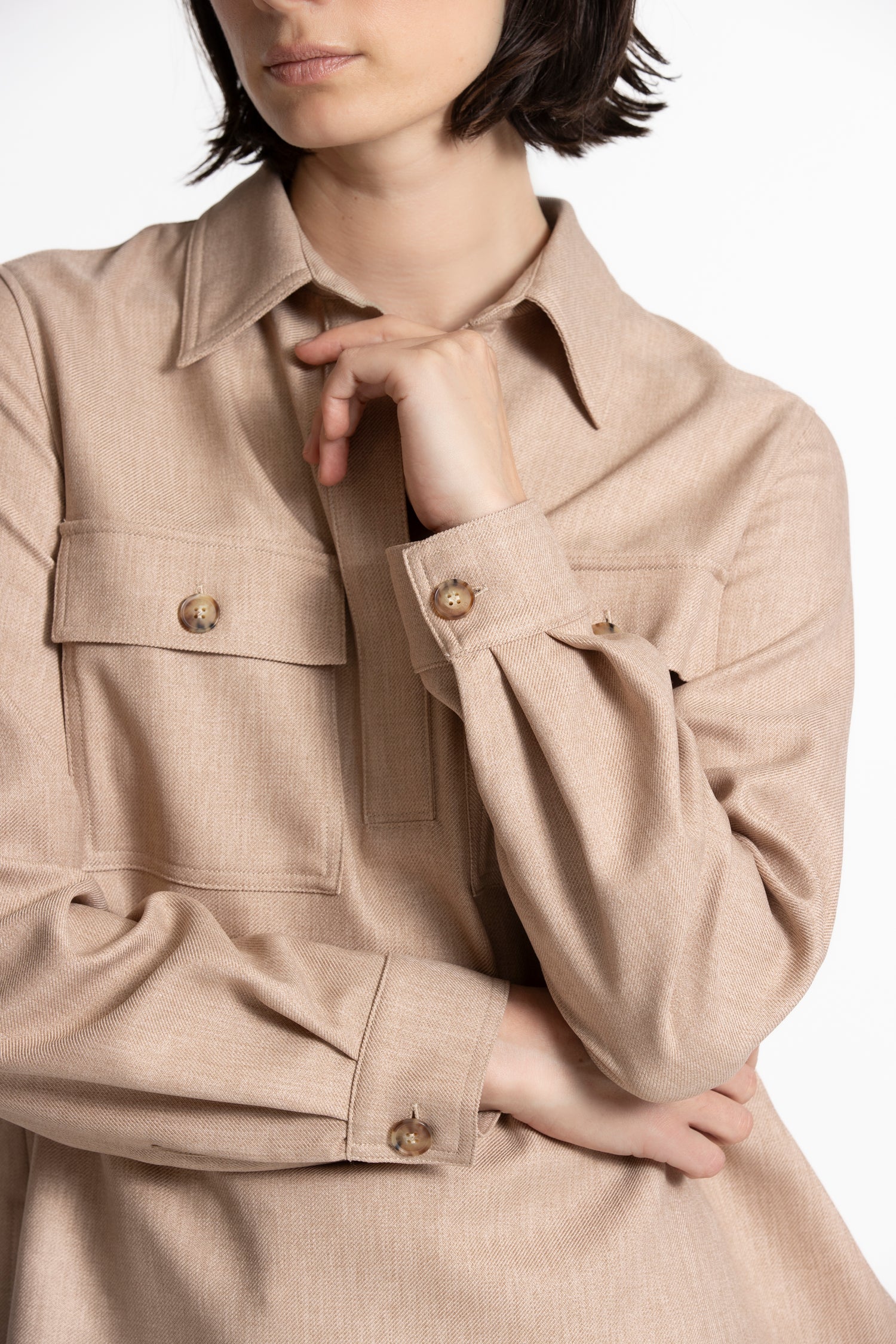 HALMAR Blouse beige à col polo