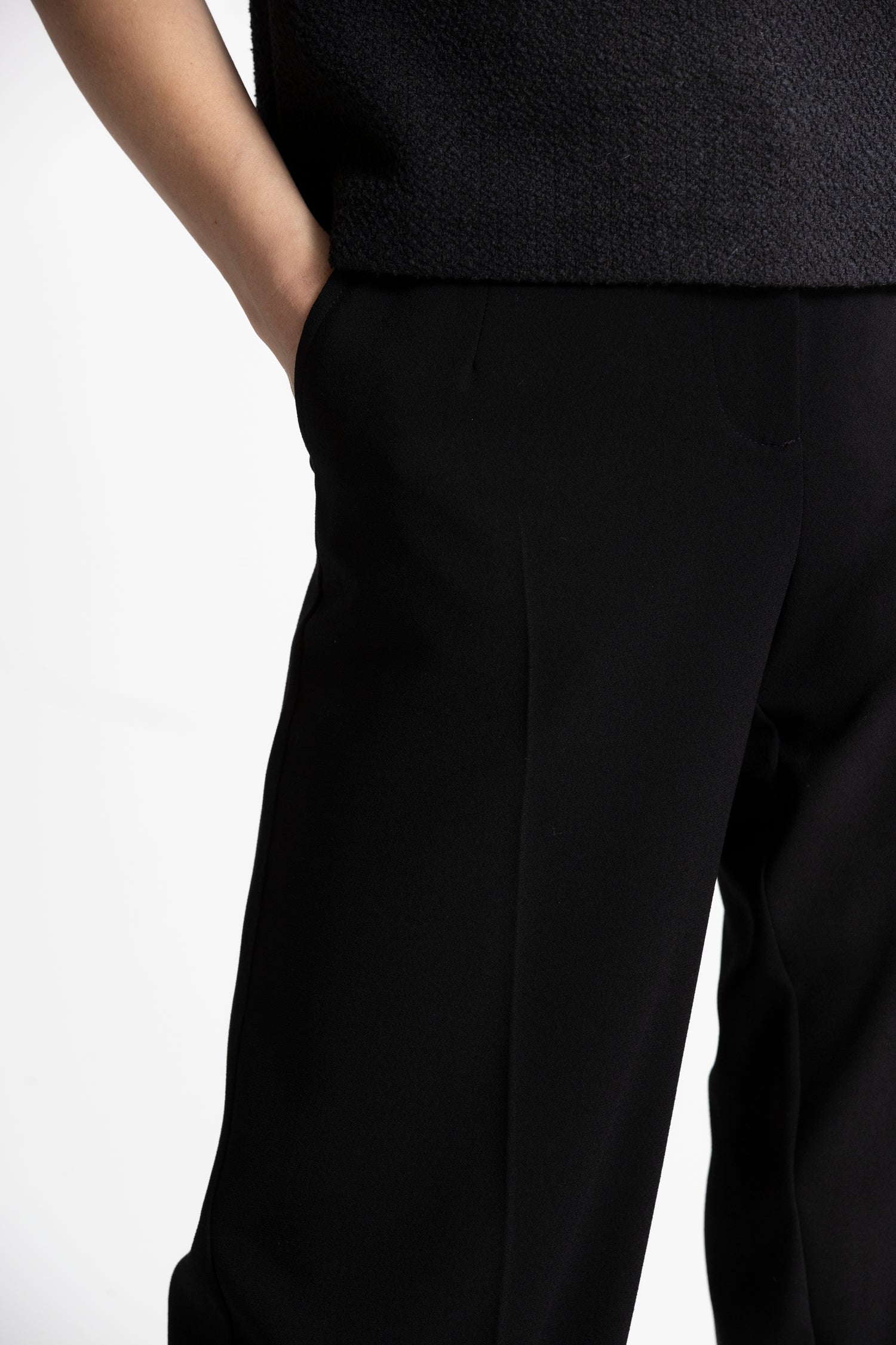 RAKEL Loose fit black trousers