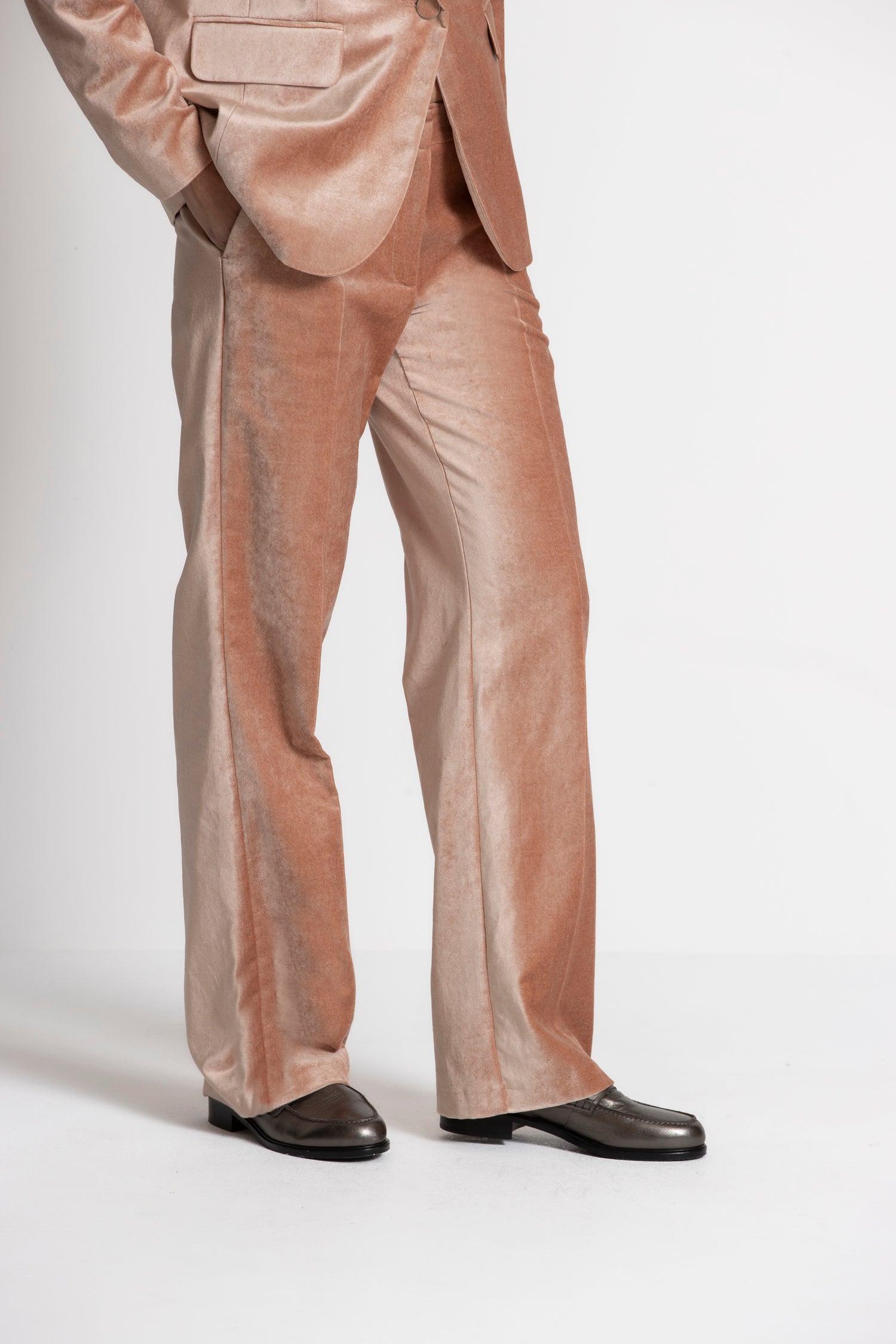 ROLADO Dusky pink velvet trousers