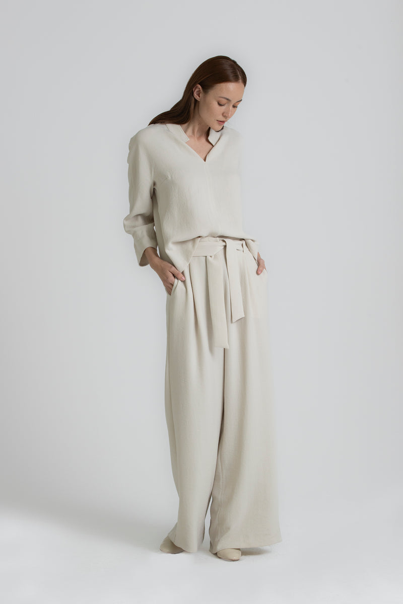 HENY Blouse mastic à col montant