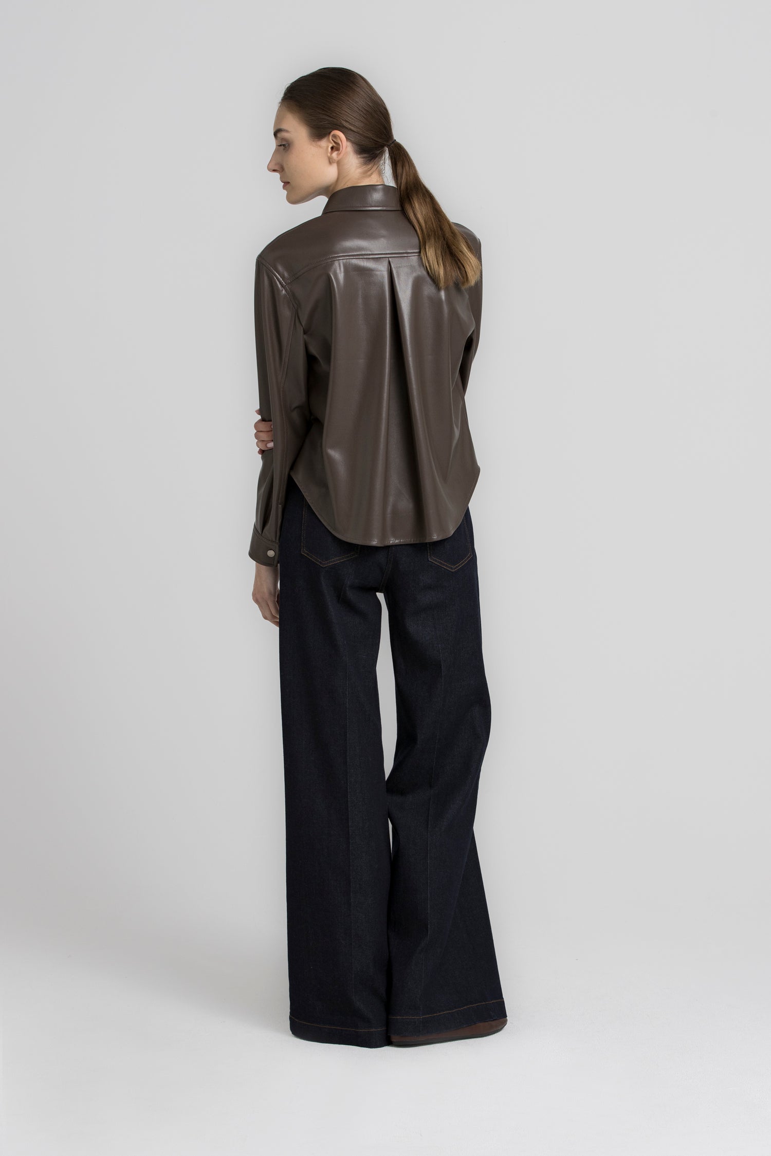 HINTRA faux-leather bruin hemd
