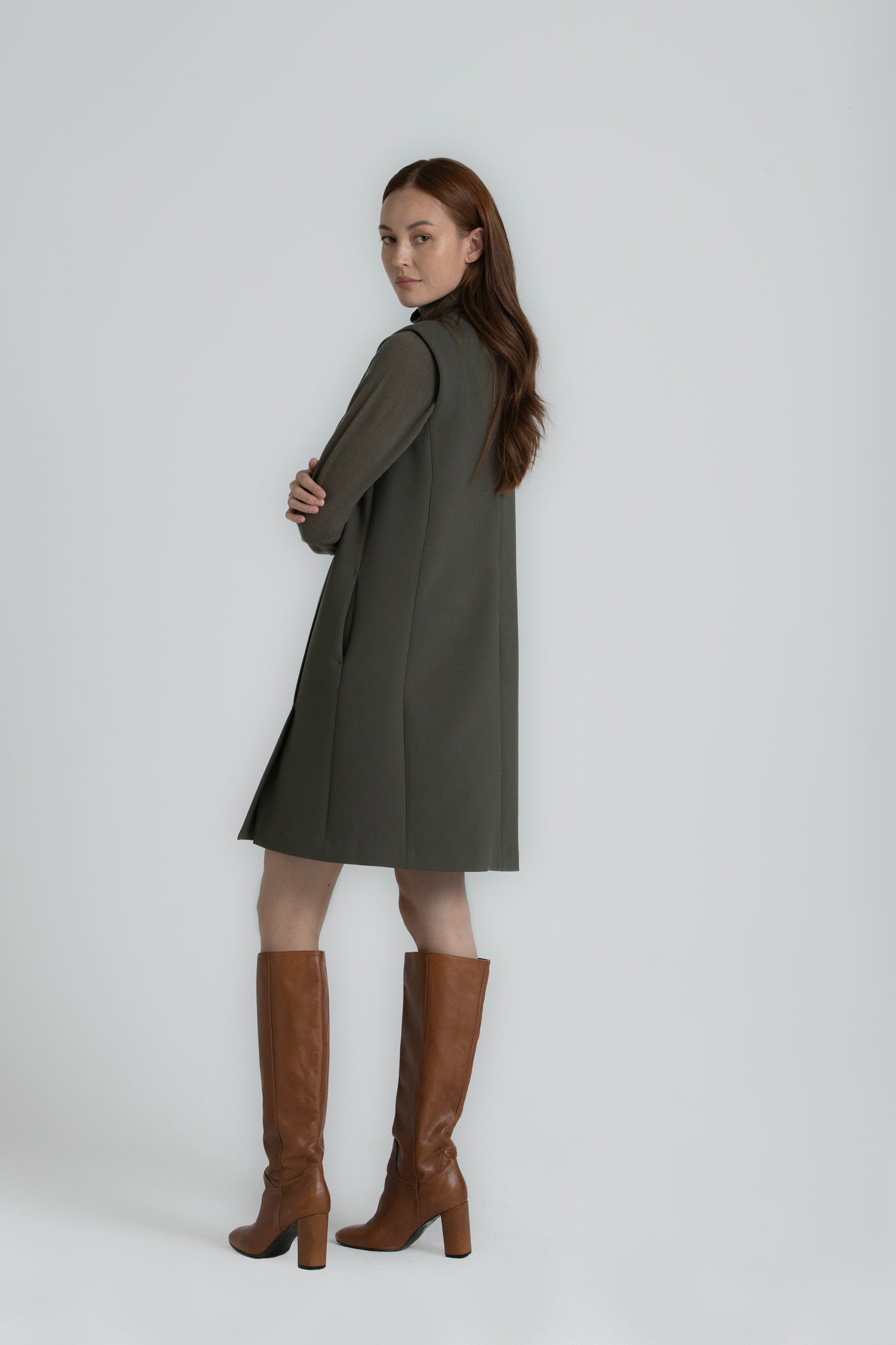 KORNER Robe ample sans manches kaki