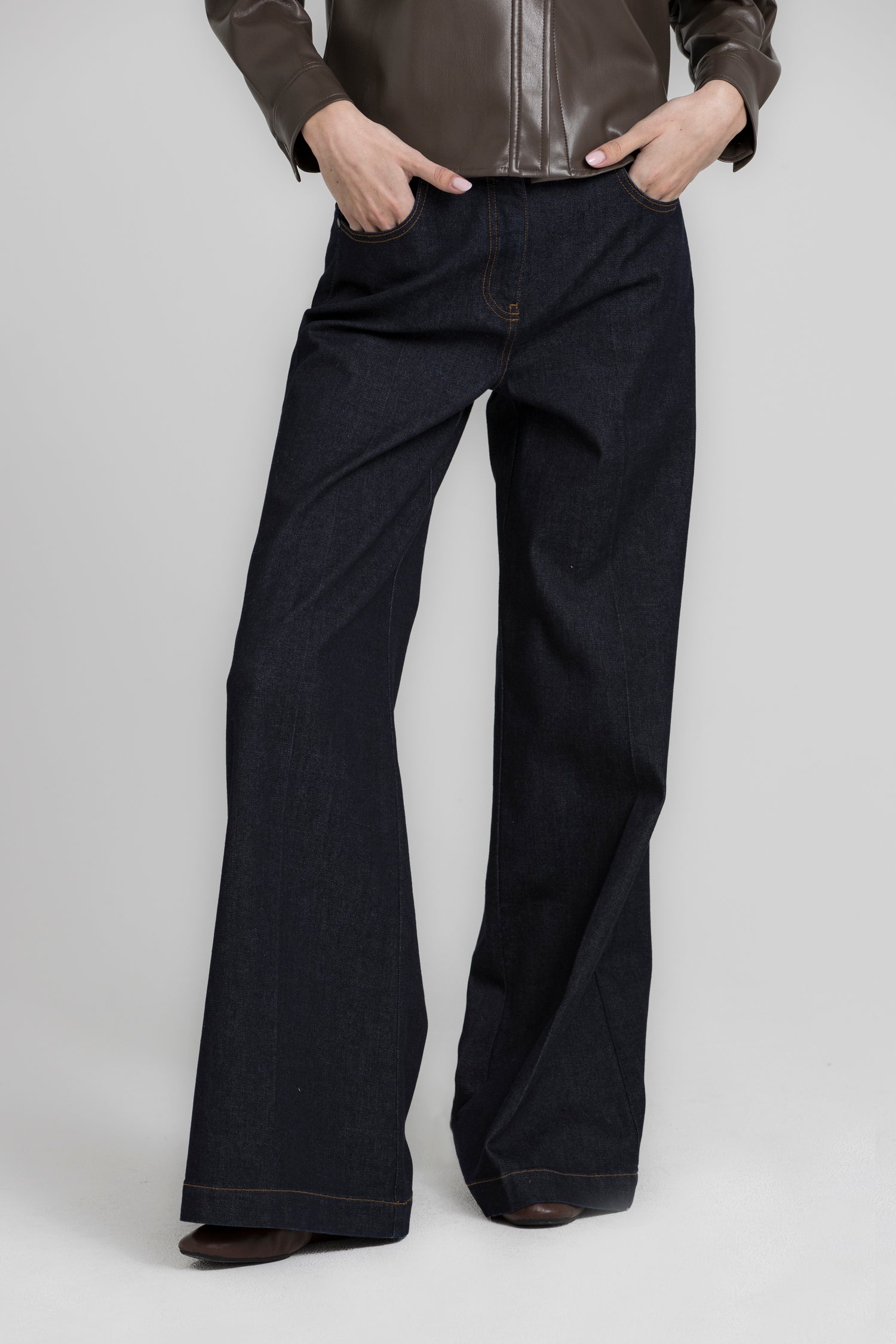 REV wijde donkere denim