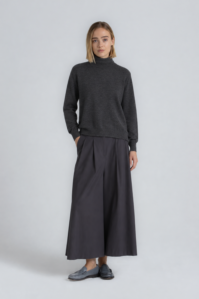 LIVIA Dark grey polo neck jumper