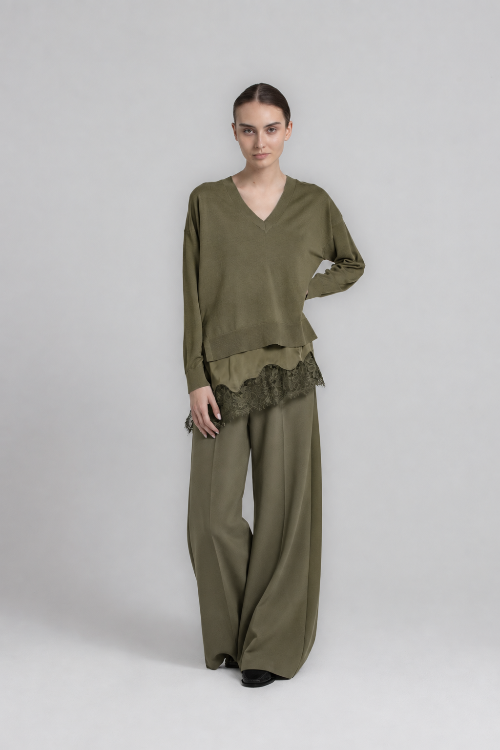 LUXE Khaki v-neck jumper