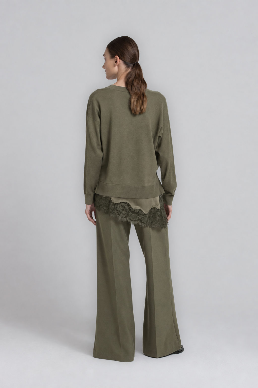 LUXE Khaki v-neck jumper